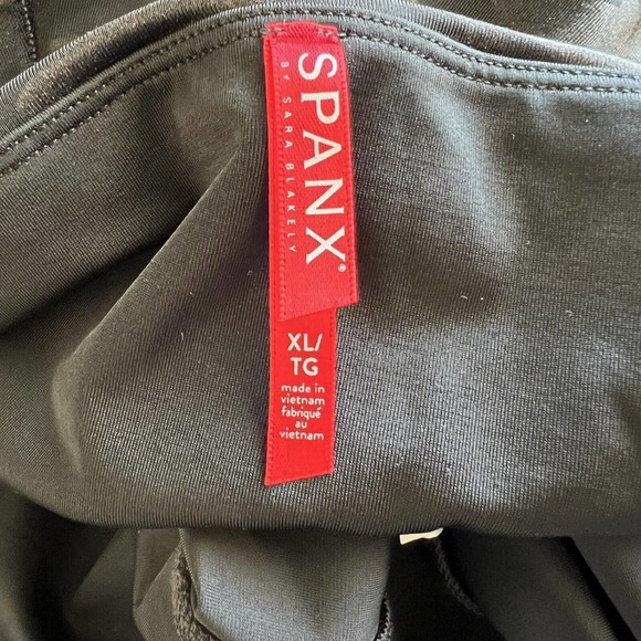 SPANX Faux Leather Camo High Waist Seamless Leggings XL Slimming Athleisure W21 - Picture 9 of 11